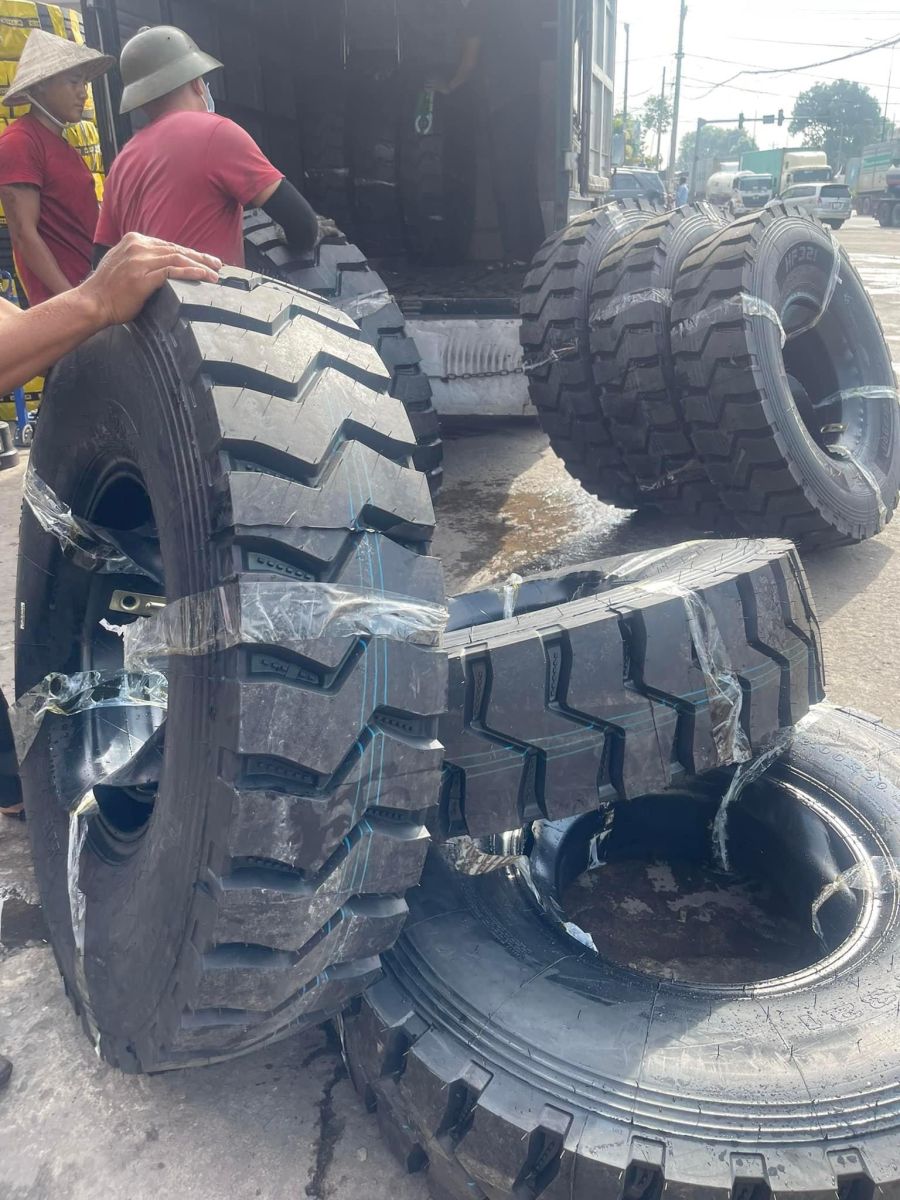 PHÂN PHỐI LỐP XE CÔNG TRÌNH UY TÍN NHẤT BÌNH DƯƠNG - CÔNG TY CỬU LONG THIÊN